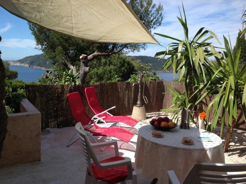La Coccinelle Aparthotel Île du Levant Εξωτερικό φωτογραφία