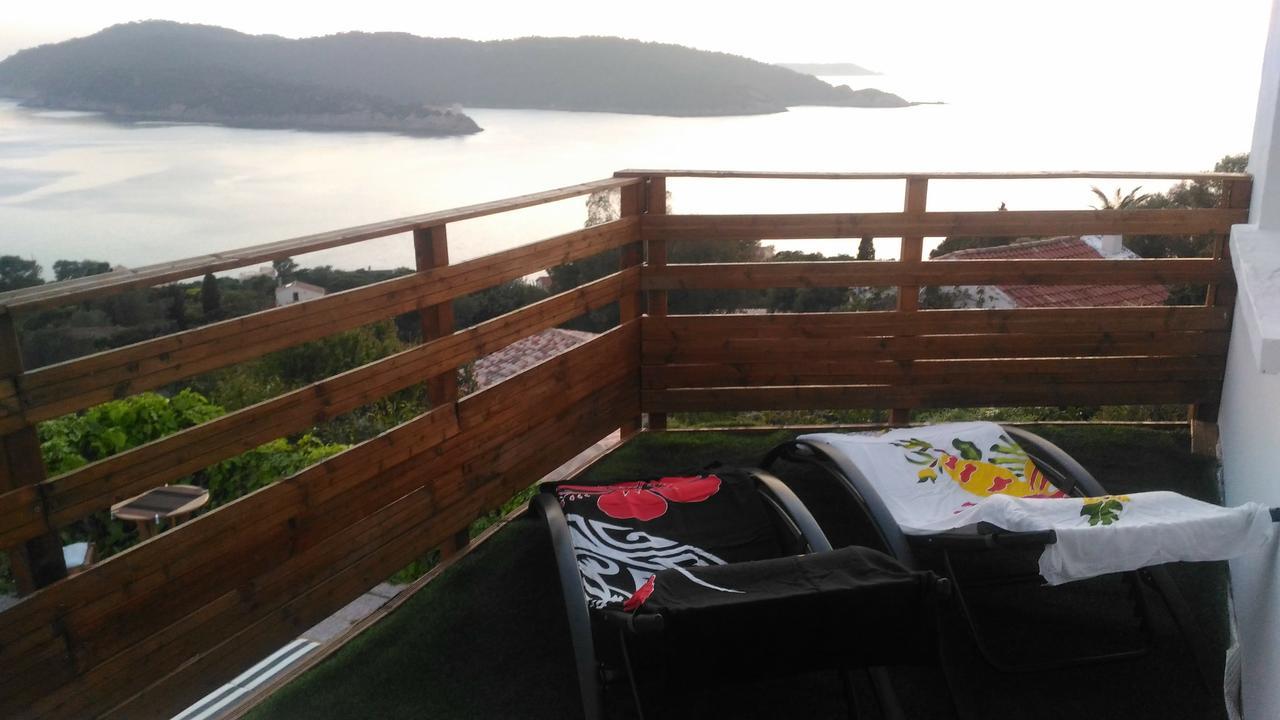 La Coccinelle Aparthotel Île du Levant Εξωτερικό φωτογραφία